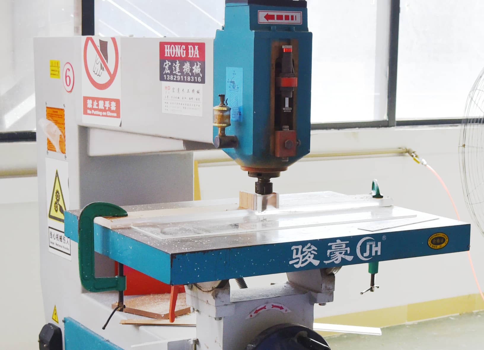 亞克力展示架是怎么制造出來的？具體的制作過程是啥？